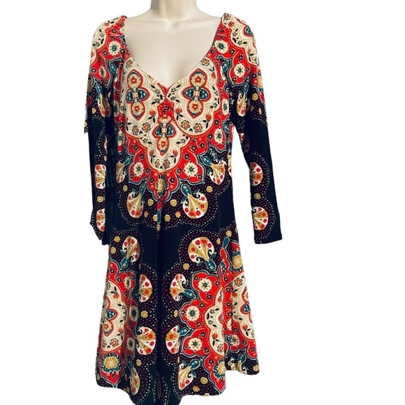 ✌️OUT✌️FREE PEOPLE Boho Mini Dress Long Sleeve vneck small Nwt - Picture 1 of 10